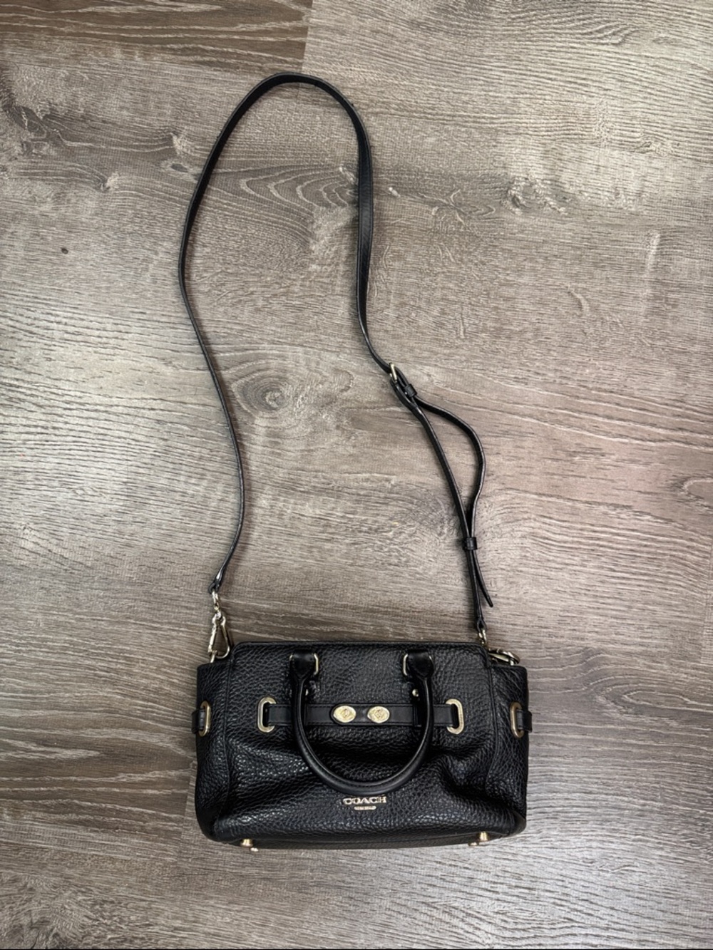Coach Black Leather Handbag with Gold Logo Detail - Picture 8 of 9